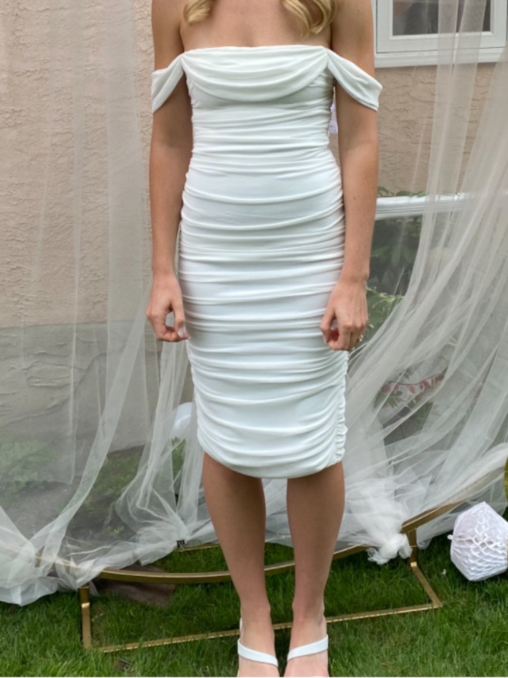 White Off-Shoulder Ruched Midi Dress - Picture 3 of 3